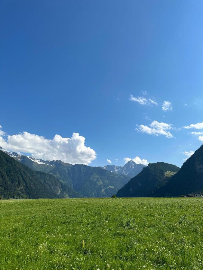 شقة Cozy Loft In The Alps Of Zillertal شفينداو المظهر الخارجي الصورة